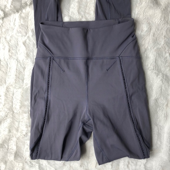 Lululemon High-Rise Leggings - Picture 2 of 4